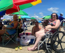 rograma que possibilita acesso ao mar reúne histórias de superação