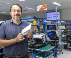 URITIBA; 27/01/26; Empresa Pumatronix incubada do TECPAR, na foto Sylvio Calixto, um dos fundadores da Pumatronix; Foto: Hedeson Alves/TECPAR