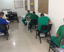 Mais de 20 mil pessoas privadas de liberdade participam de exames e certificações no Paraná em 2025