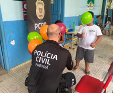 PCPR e Programa Mulher Segura promovem ação com moradores de Guaraqueçaba