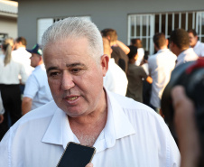 Entrega de casas e estradas rurais Terra Rica