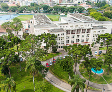 Colégio Estadual do Paraná celebra 180 anos de tradição e impacto na educação do Estado