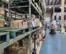 SESA - Pilar da saúde pública, Centro de Medicamentos do Paraná distribuiu mais de 443 milhões de medicamentos em 2025