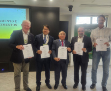 FUNDAÇÃO ARAUCÁRIA - ZICOSUR Universitário e Governo alinham estratégias de desenvolvimento regional