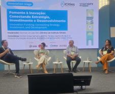 Governo do Paraná promove integração entre academia, governo,setor empresarial e sociedade no Smart City