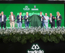 O governador Carlos Massa Ratinho Junior participa nesta quinta-feira (26), da inauguração de uma nova indústria de óleo e farelo de soja da Cooperativa Agroindustrial Tradição, em Pato Branco