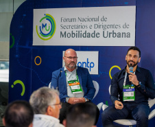 BRDE reúne prefeitos e lideranças de 15 municípios em agenda estratégica durante Smart City Expo 