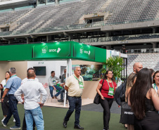 BRDE reúne prefeitos e lideranças de 15 municípios em agenda estratégica durante Smart City Expo 