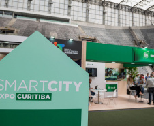 BRDE reúne prefeitos e lideranças de 15 municípios em agenda estratégica durante Smart City Expo 