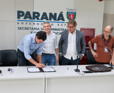 Governo do Estado assina contrato para estudos e anteprojeto do BRT Norte-Su