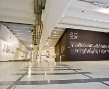 Participe das visitas guiadas do MON e aprenda ainda mais sobre o Museu