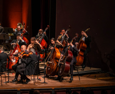 TEATRO GUAÍRA - Com novo piano e solista internacional, Orquestra Sinfônica do Paraná abre temporada 2026 no Guairão