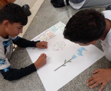 Escolas estaduais do Paraná levam clubes de ciências para encontro nacional em Brasília