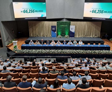 Cooperados da Ocepar conhecem o Copel Agro em Campo Mourão