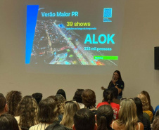 Viaje Paraná segue promovendo turismo estadual no mercado e capacita quase 100 agentes nesta terça