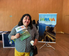 Viaje Paraná segue promovendo turismo estadual no mercado e capacita quase 100 agentes nesta terça