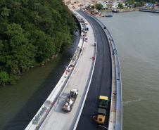Começam as obras de pavimentação do tabuleiro da Ponte de Guaratuba