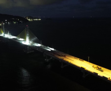 ILUMINAÇÃO PONTE GUARATUBA