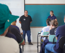 Adapar inicia operação de combate à influenza aviária no Litoral do Estado