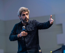 Com avanços em todas as etapas de ensino, Estado divulga resultados da Prova Paraná Mais 2025 aos municípios