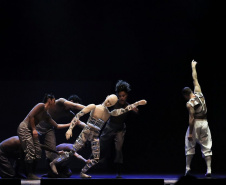 Orquestra Sinfônica do Paraná e Balé Teatro Guaíra abrem seleções para músicos e bailarinos