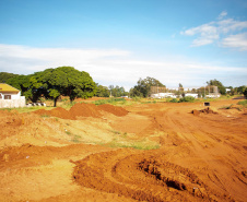 Em Loanda, obra para conter maior erosão urbana do Paraná atinge 82% de execução