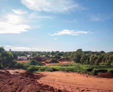 Em Loanda, obra para conter maior erosão urbana do Paraná atinge 82% de execução
