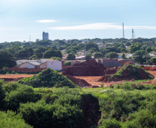 Em Loanda, obra para conter maior erosão urbana do Paraná atinge 82% de execução