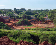 Em Loanda, obra para conter maior erosão urbana do Paraná atinge 82% de execução