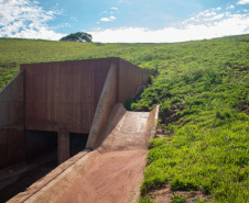 Em Loanda, obra para conter maior erosão urbana do Paraná atinge 82% de execução