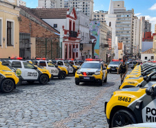 PMPR entrega 54 viaturas e capacita 152 policiais para reforçar combate à violência doméstica no Estado