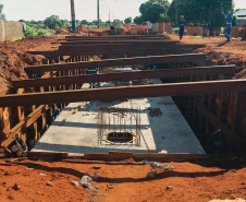 Em Loanda, obra para conter maior erosão urbana do Paraná atinge 82% de execução