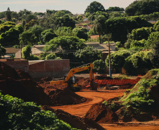 Em Loanda, obra para conter maior erosão urbana do Paraná atinge 82% de execução