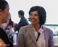 Diretora da Sanepar é reconhecida entre as mulheres mais influentes da infraestrutura no Brasil