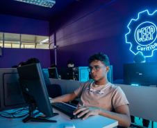 Escolas estaduais do Paraná iniciam cadastro de estudantes na Carteira de Trabalho Digital