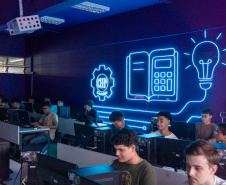 Escolas estaduais do Paraná iniciam cadastro de estudantes na Carteira de Trabalho Digital