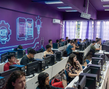 Escolas estaduais do Paraná iniciam cadastro de estudantes na Carteira de Trabalho Digital