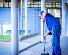 Programa Mãos Amigas é ampliado para o Núcleo Regional de Apucarana e passa a atender mais 63 escolas