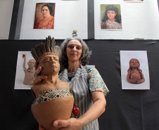 SEEC - Travessia: Conheça Luiza Nascimento, nova residente artística do Museu Casa Alfredo Andersen