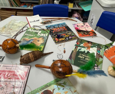  Rede estadual amplia acervo com literatura indígena para 3,6 mil estudantes no Paraná.