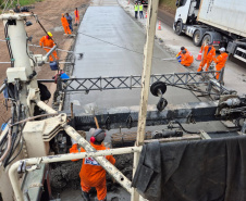 Obra de whitetopping da PRC-487 e PR-460 entre Nova Tebas e Pitanga