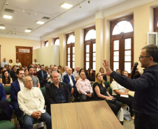 Café com Consultores do BRDE destaca inovação, crédito e alcance do banco no Paraná