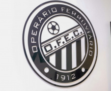  Piana visita estádio do Operário, campeão do paranaense, em Ponta Grossa