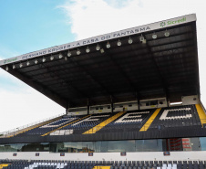  Piana visita estádio do Operário, campeão do paranaense, em Ponta Grossa