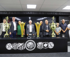  Piana visita estádio do Operário, campeão do paranaense, em Ponta Grossa