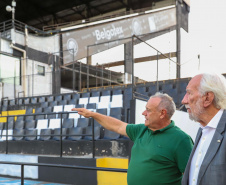  Piana visita estádio do Operário, campeão do paranaense, em Ponta Grossa