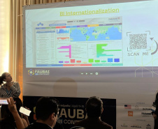 SETI - Paraná apresenta ações de internacionalização do ensino superior em conferência nacional