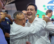 Ratinho Junior anuncia contorno e novo trevo em Santa Helena, além de R$ 59 milhões para estradas rurais no Oeste