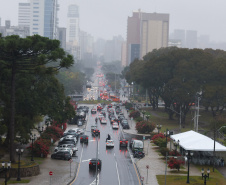 Defesa Civil alerta para risco alto de tempestades e granizo nesta quarta-feira