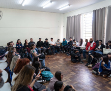 Semana da Família na Escola mobiliza pais e responsáveis em mais de 2 mil colégios estaduais